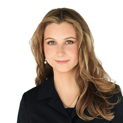 Headshot of Estella Briones, Chief Marketing & Business Development Officer at Briones PC